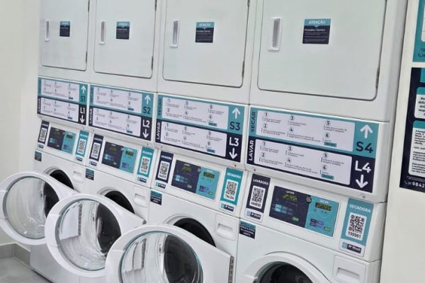 Quatro Máquinas Novas